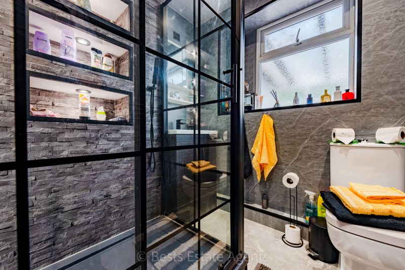 Sandy Lane Preston Brook